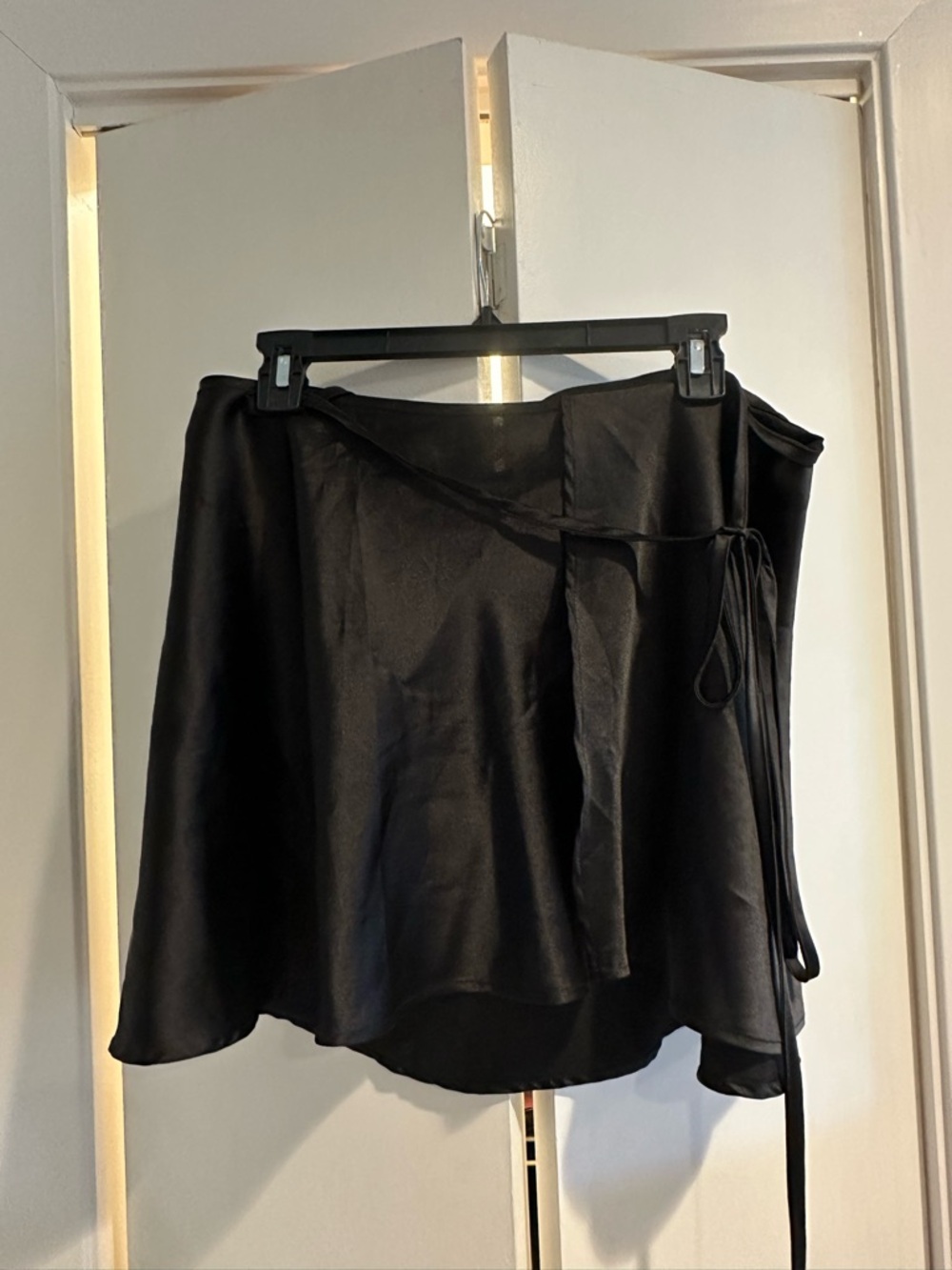 Princess Polly Black Wrap Satin Women's Skirt